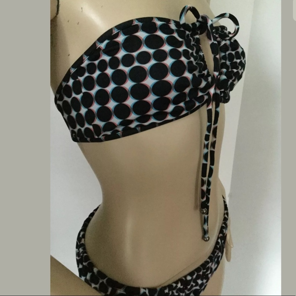 Chanel Bikini Circle Print and CC logo Throughout - Picture 4 of 8